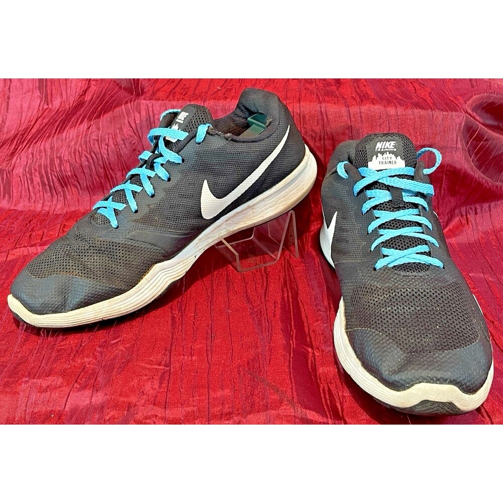 Womens Nike City Cross Trainer Black/White Sneaker Walking Shoes sz 10